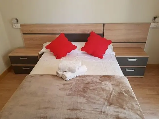 Tek Büyük Yataklı Oda, Ortak Banyo (3 - elegante)