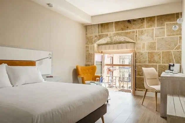Luxury Tek Büyük Yataklı Oda (Plaza del Mercado view)