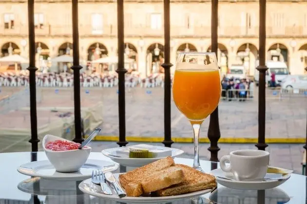 Luxury Tek Büyük Yataklı Oda (Plaza Mayor view)