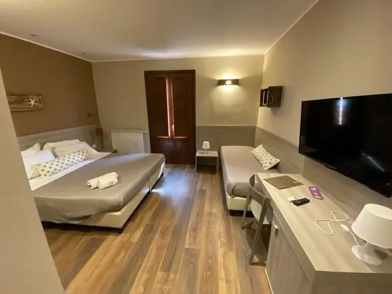 Üç Kişilik Oda, Balkon