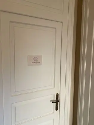 Üç Kişilik Oda, Balkon
