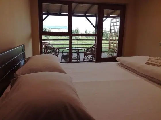 Luxury Tek Büyük veya İki Ayrı Yataklı Oda, Bahçe Manzaralı