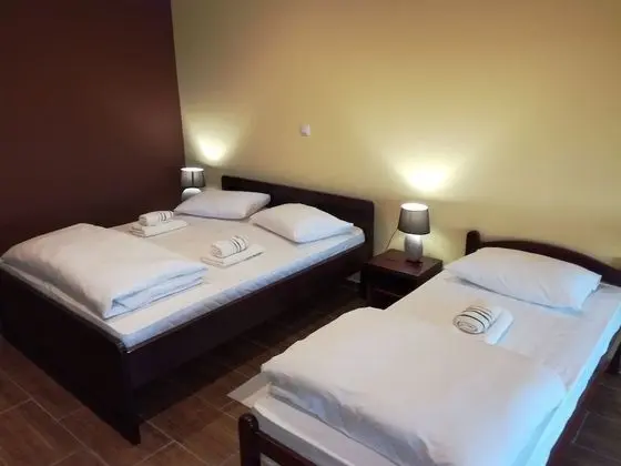 Luxury Üç Kişilik Oda, Bahçe Manzaralı