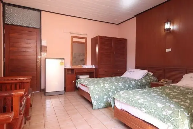 Twin Room with Air Conditioner