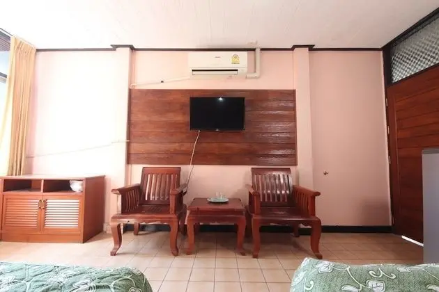 Twin Room with Air Conditioner