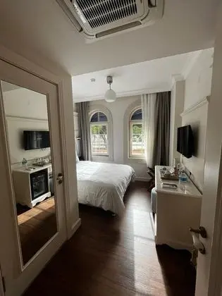 Standart Oda - Havuz Manzaralı