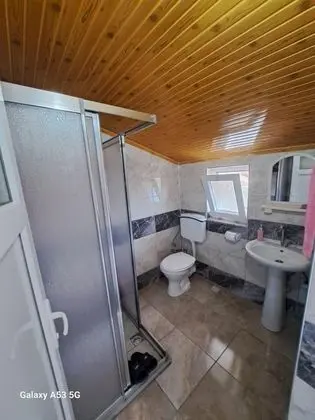 Üç Kişilik Oda, Manzarasız, Cam Tavanlı