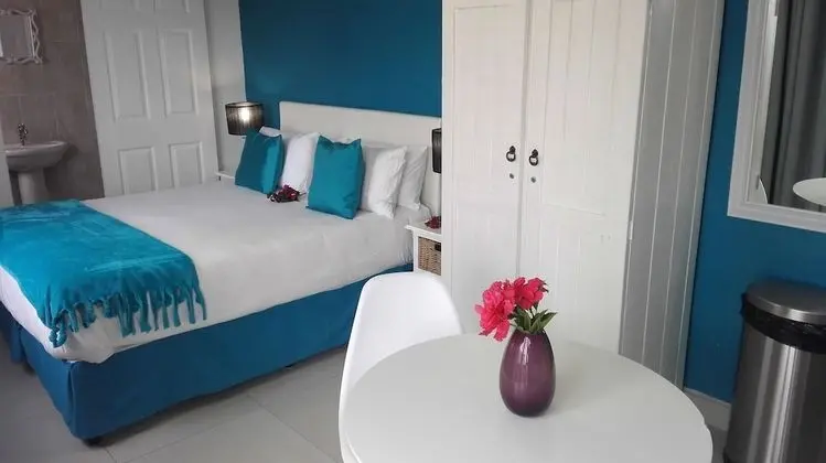 Ev, 4 Yatak Odası (Holiday House)