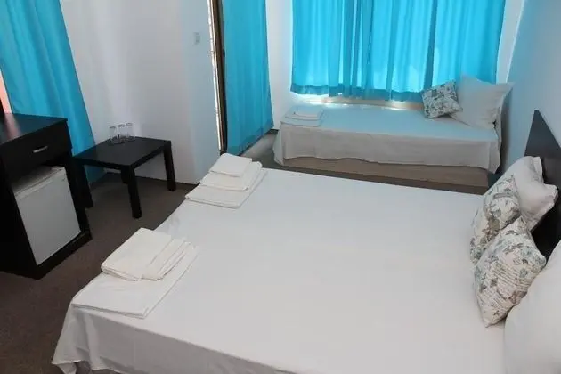 Standard Üç Kişilik Oda, Balkon