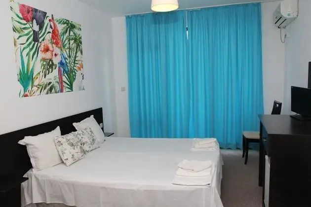 Standard Üç Kişilik Oda, Balkon