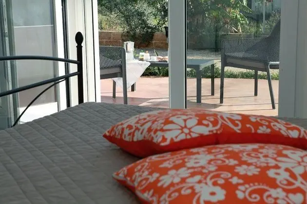 Comfort Üç Kişilik Oda, Banyolu/Duşlu, Bahçe Manzaralı