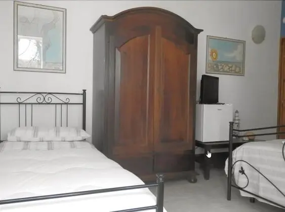 Üç Kişilik Oda