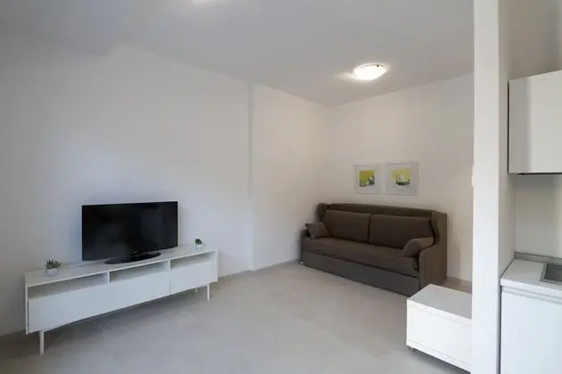 Junior Süit, Veranda