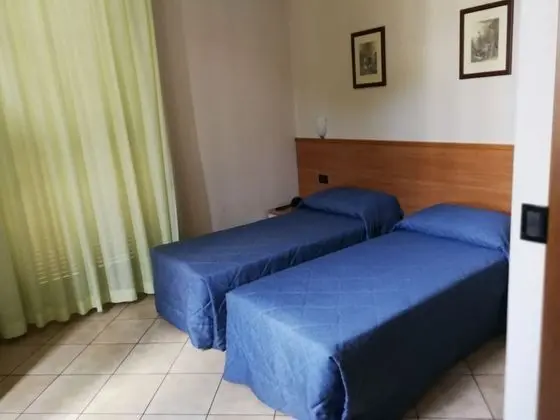 Standard Oda, 2 Tek Kişilik Yatak
