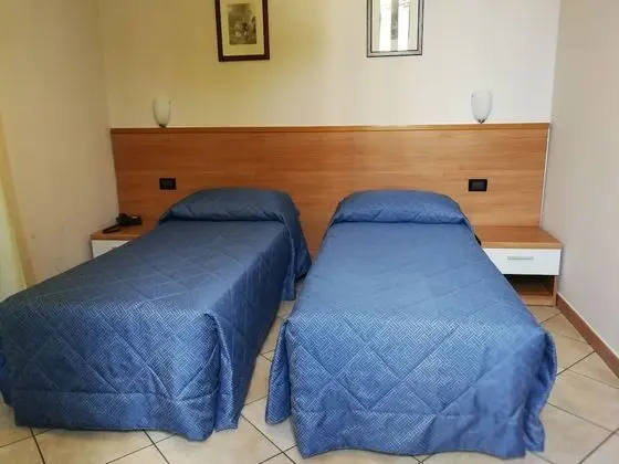 Standard Oda, 2 Tek Kişilik Yatak