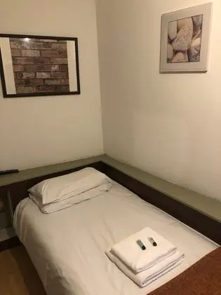 Tek Kişilik Oda (Private Shower)