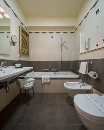 Standard Üç Kişilik Oda