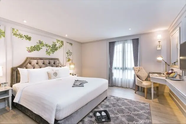 Premier Room