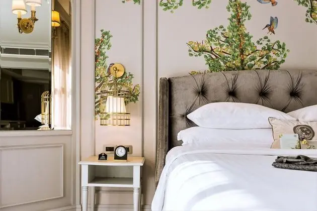 Premier Room