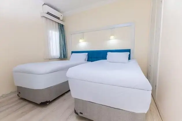 https://images.etstur.com/imgproxy/resize/2560x1440/files/images/hotelImages/etsrooms/789/Salinas_Beach_Hotel_20241205134734_15.png