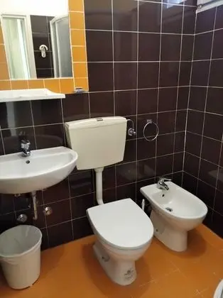 Tek Büyük veya İki Ayrı Yataklı Oda, Balkon