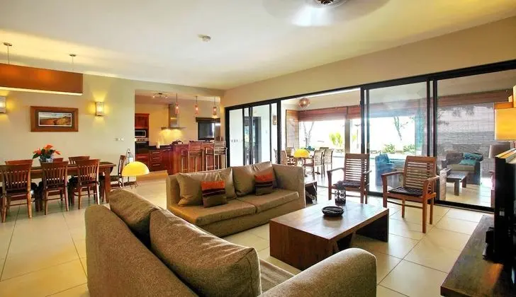 Luxury Villa, 4 Yatak Odası, Denize Sıfır