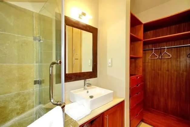 Luxury Villa, 4 Yatak Odası, Denize Sıfır