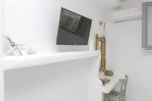 Villa, Denize Sıfır (Elia)
