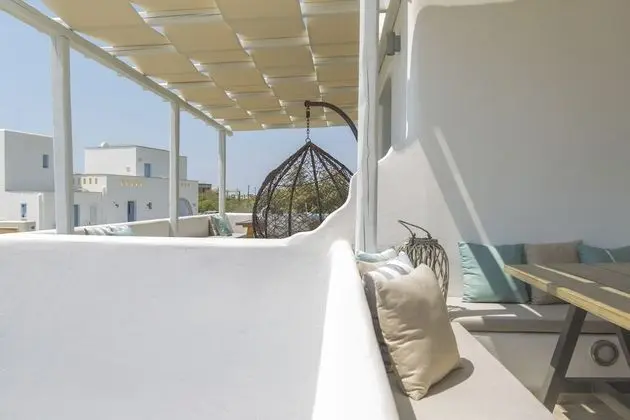 Villa, Denize Sıfır (Elia)