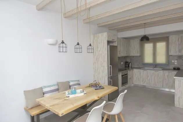 Villa, Denize Sıfır (Elia)