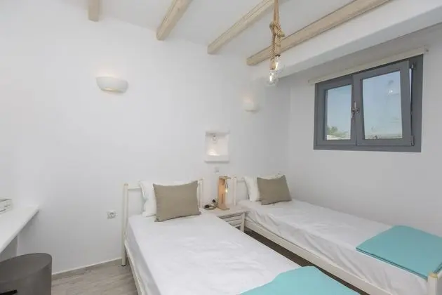 Villa, Denize Sıfır (Elia)