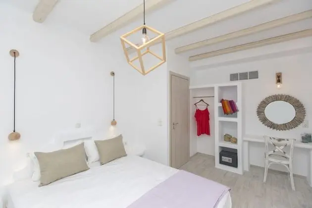 Villa, Denize Sıfır (Elia)