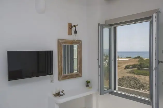 Villa, Denize Sıfır (Elia)