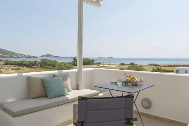 Villa, Denize Sıfır (Elia)