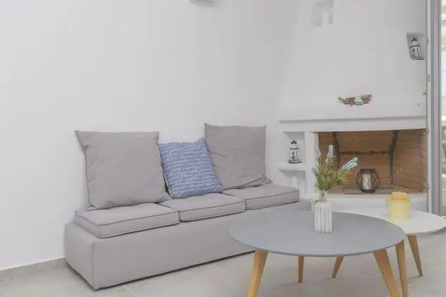 Villa, Denize Sıfır (Elia)