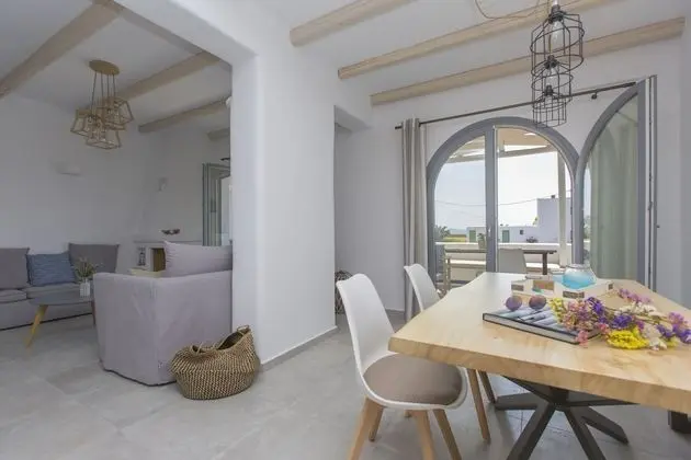 Villa, Denize Sıfır (Elia)