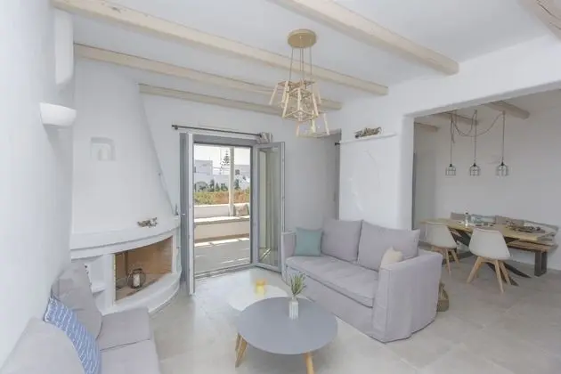 Villa, Denize Sıfır (Elia)