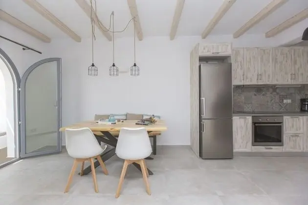 Villa, Denize Sıfır (Elia)