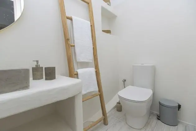 Villa, Denize Sıfır (Elia)