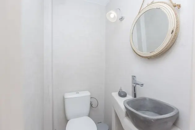 Villa, Denize Sıfır (Elia)