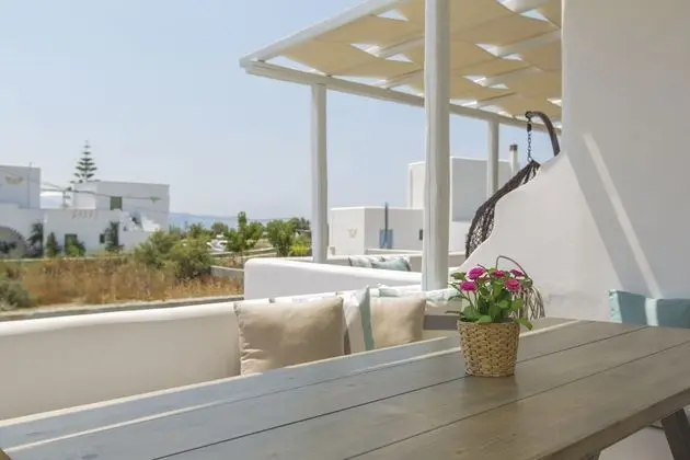 Villa, Denize Sıfır (Elia)