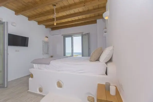 Villa, Denize Sıfır (Iris)