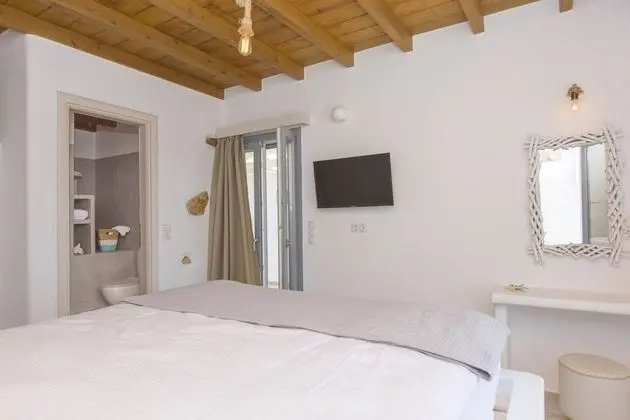 Villa, Denize Sıfır (Iris)