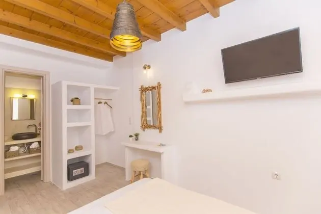 Villa, Denize Sıfır (Iris)