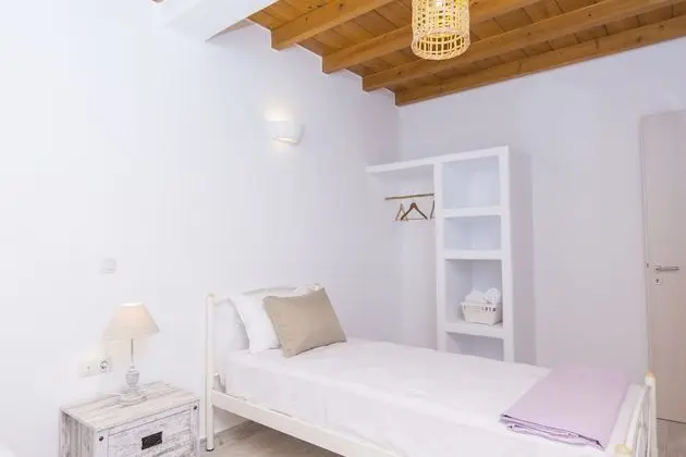 Villa, Denize Sıfır (Iris)