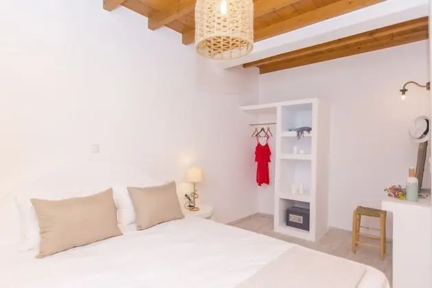 Villa, Denize Sıfır (Iris)