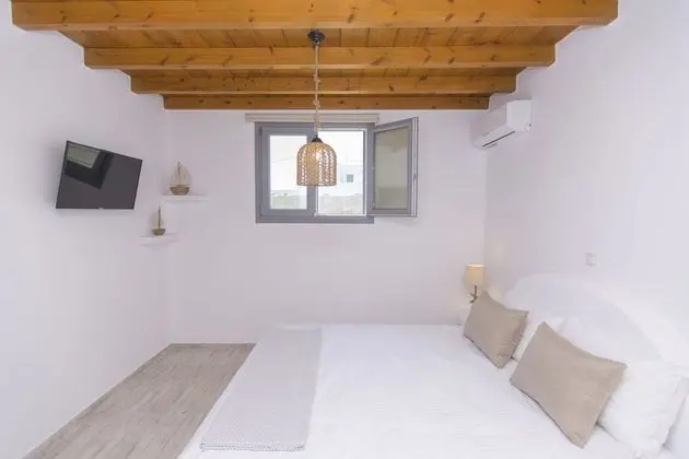 Villa, Denize Sıfır (Iris)