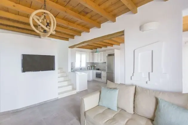 Villa, Denize Sıfır (Iris)