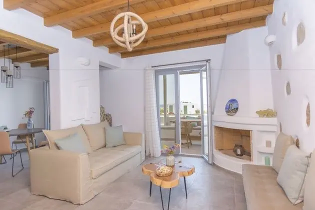 Villa, Denize Sıfır (Iris)