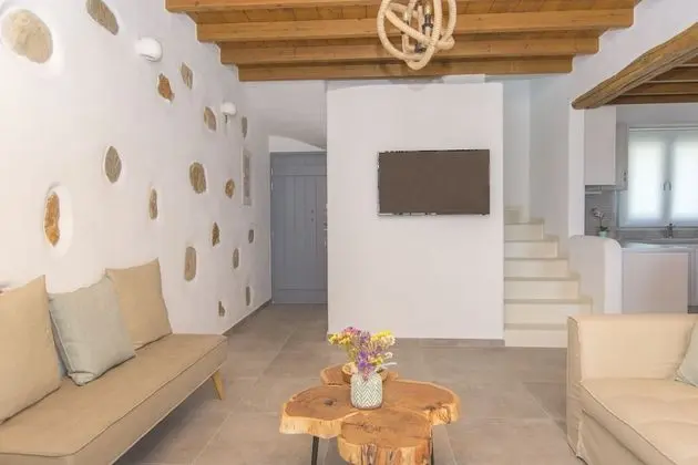 Villa, Denize Sıfır (Iris)
